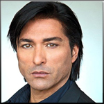 Jay Tavare - Photo